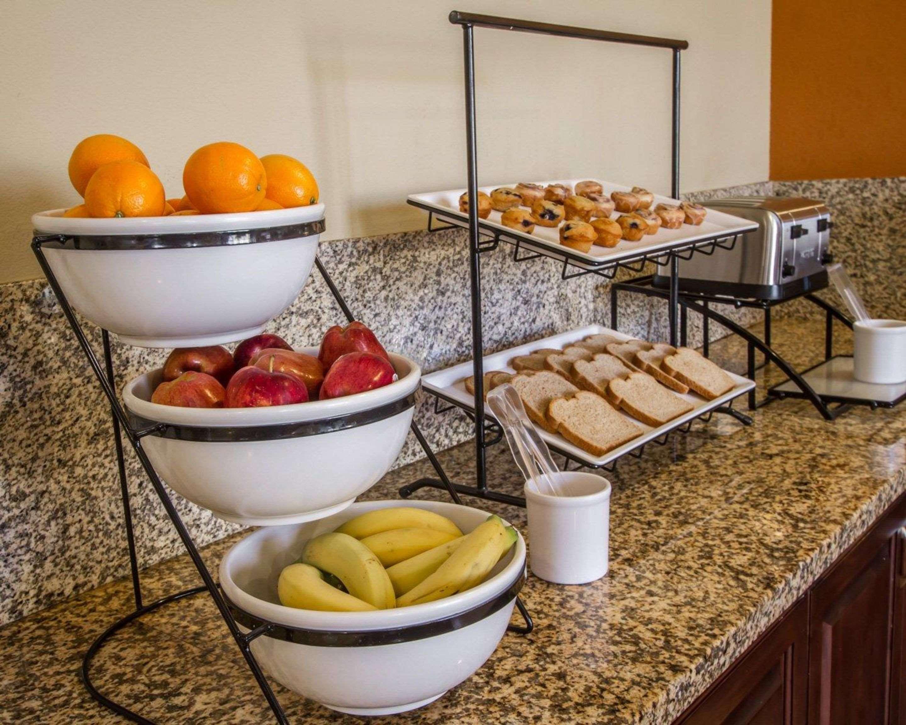 Comfort Inn West Phoenix At 27Th Ave And I-I0 Екстер'єр фото