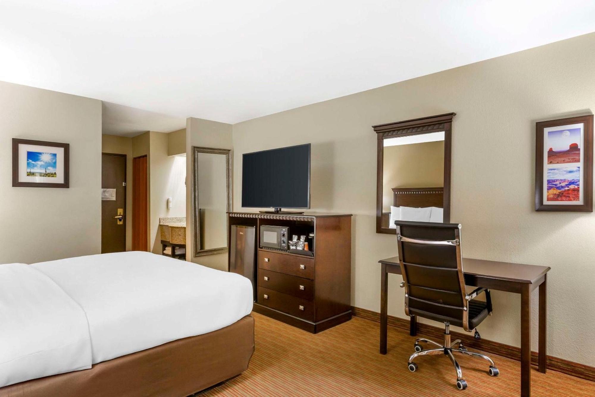 Comfort Inn West Phoenix At 27Th Ave And I-I0 Екстер'єр фото